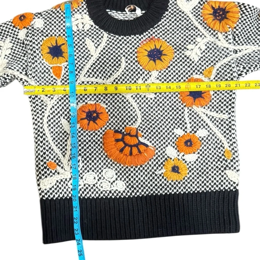 Tory Burch 100% Wool Made in Peru Black and Orange Floral Sweater S Small